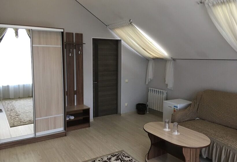 בית מלון כפרי Ustyzhna