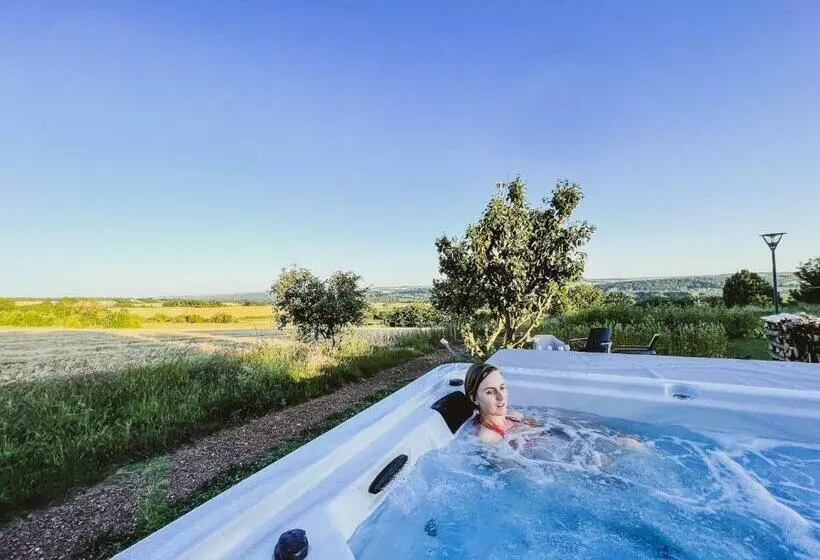 ペンション Le Saltimbanque   Auberge Du Moulin