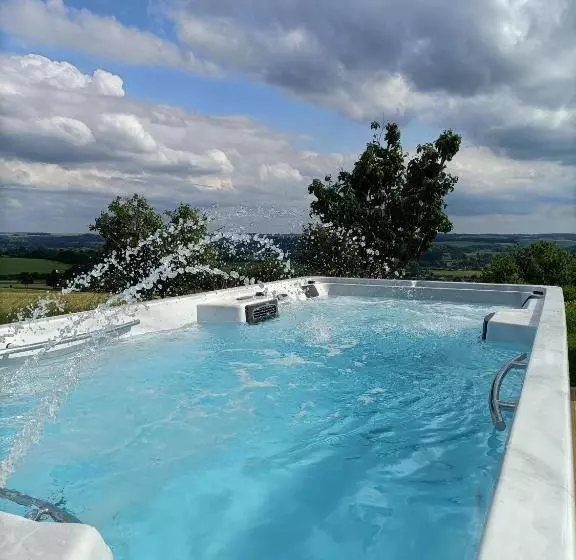 ペンション Le Saltimbanque   Auberge Du Moulin