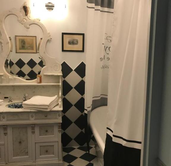 פנסיון Château De Varennes