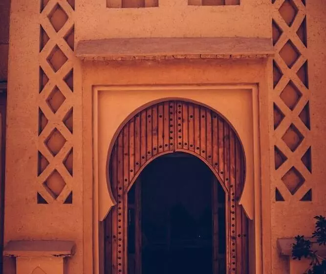 Majatalo Kasbah Ait Kassi