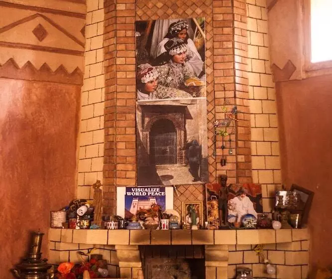 Majatalo Kasbah Ait Kassi