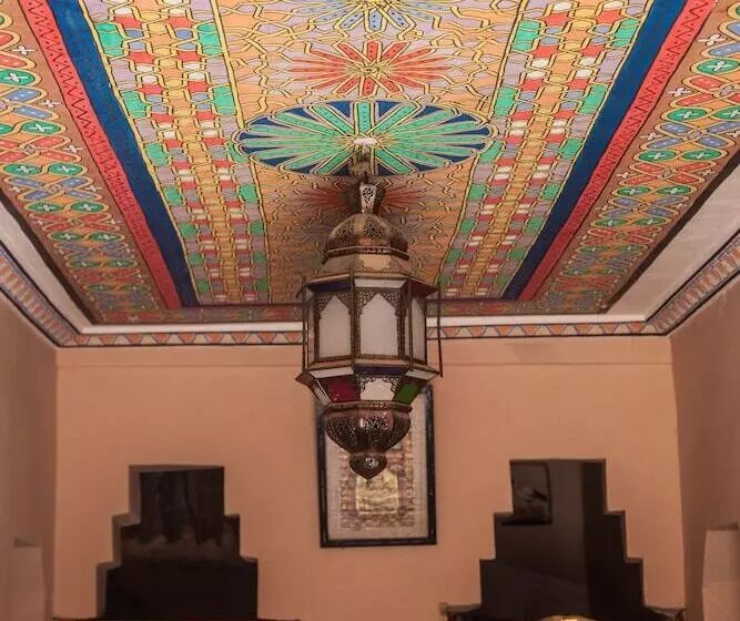 Majatalo Kasbah Ait Kassi