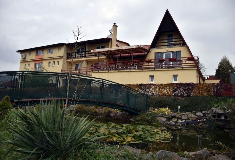 ペンション Penzión Koruna