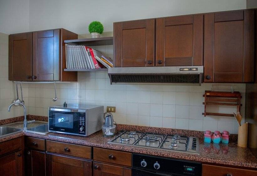 פנסיון Villa Rosa