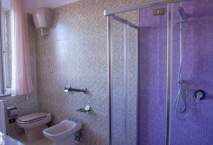 פנסיון Villa Rosa