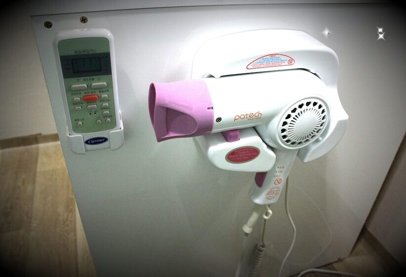 Story Road Guesthouse Hostel