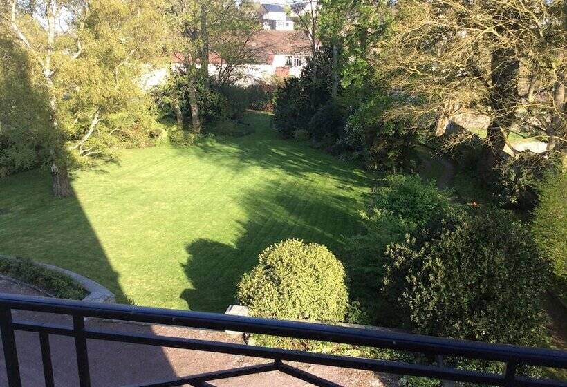 مبيت وإفطار Domaine Des 1000 Navettes