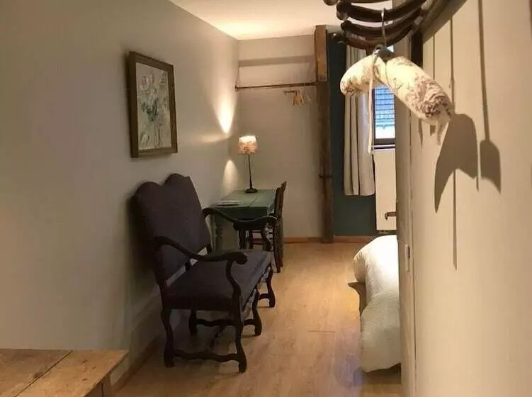 Aamiaismajoitus (B&B) La Ferme Des Buis