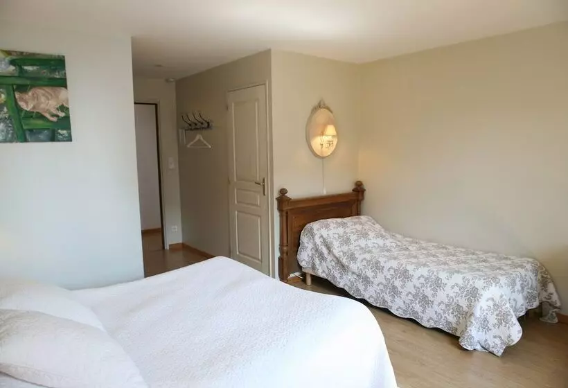 Aamiaismajoitus (B&B) La Ferme Des Buis