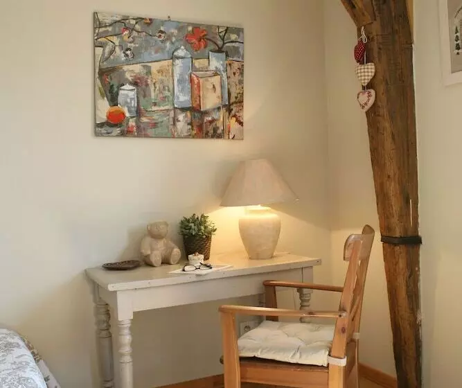 Aamiaismajoitus (B&B) La Ferme Des Buis