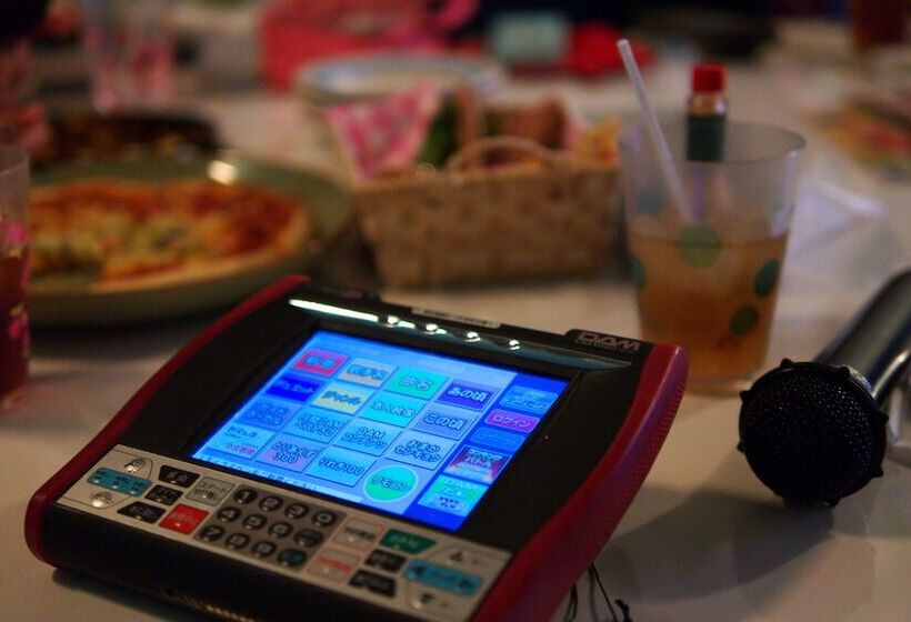 בית מלון כפרי Cherena Adult Only