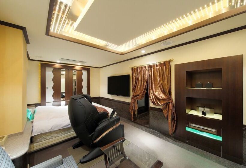 בית מלון כפרי Cherena Adult Only