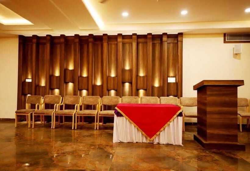 فندق Highway Kings