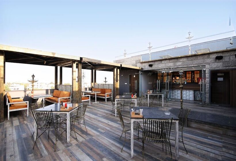 فندق Highway Kings