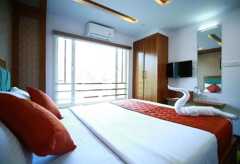 Hotelli Indiavacationz Houseboat