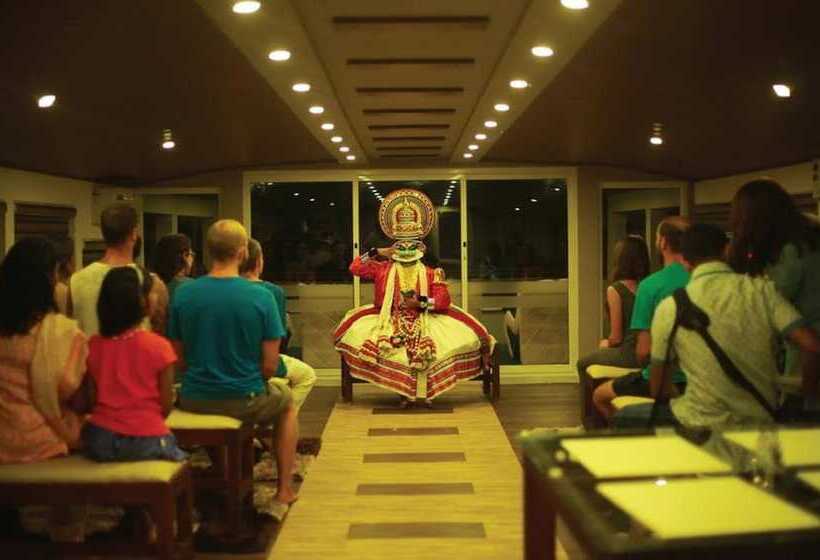 فندق Indiavacationz Houseboat