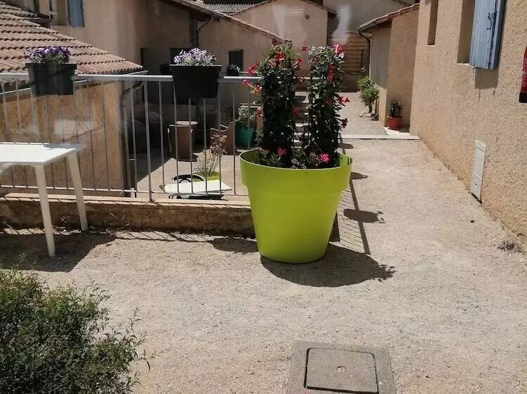 ホテル Les Portes De La Méouge