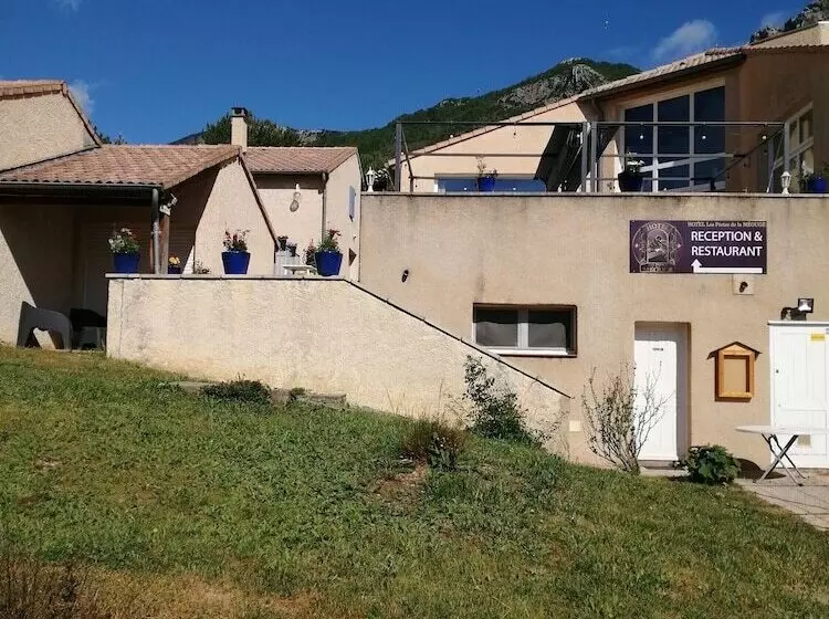 ホテル Les Portes De La Méouge
