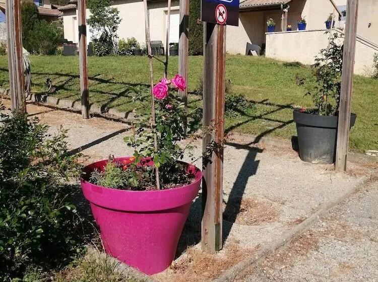 ホテル Les Portes De La Méouge