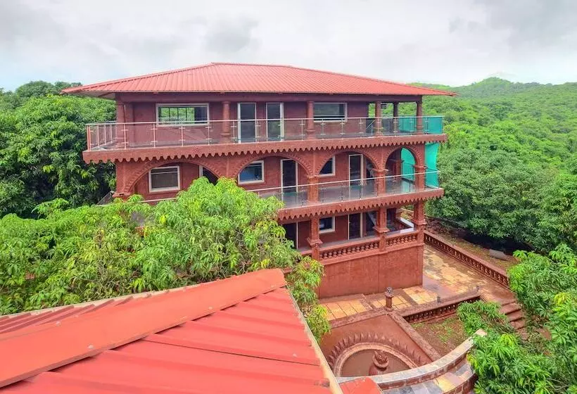 Hotelli Mango Tree Resort