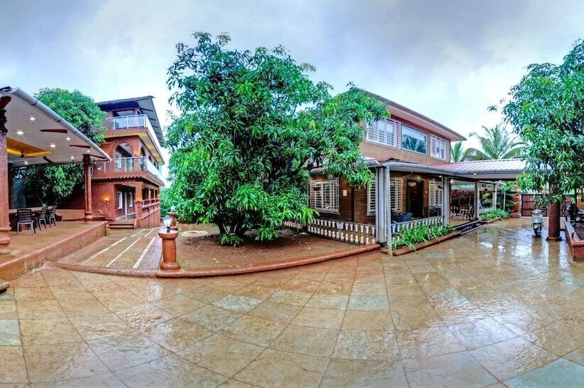 호텔 Mango Tree Resort