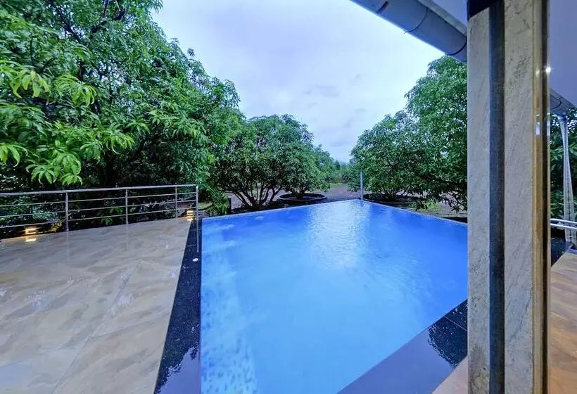 Hotelli Mango Tree Resort