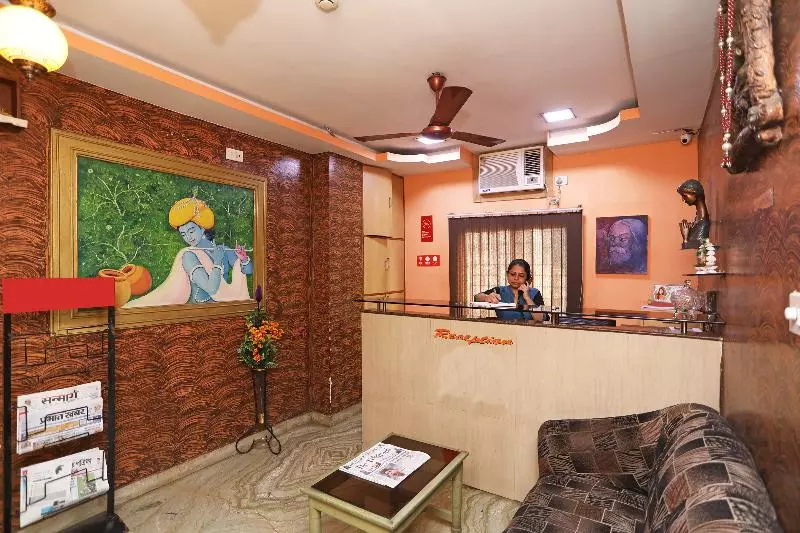 Hotelli Oyo 24149 Flagship Kamala Inn Vip Road