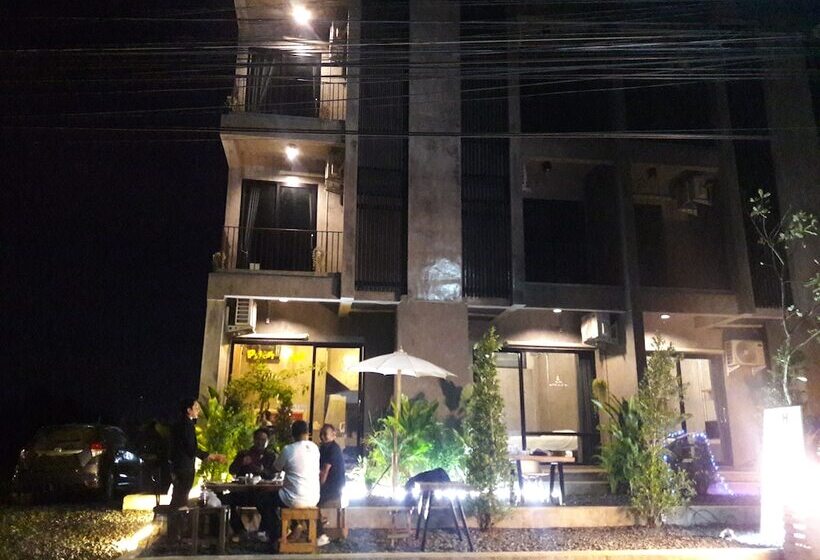 ホテル P Loft Hostel