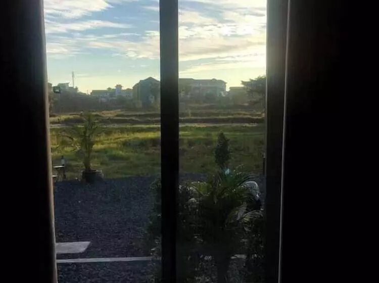 هتل P Loft Hostel
