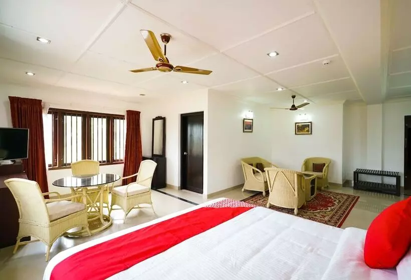 ホテル Palette Resorts  Tapovan Green County