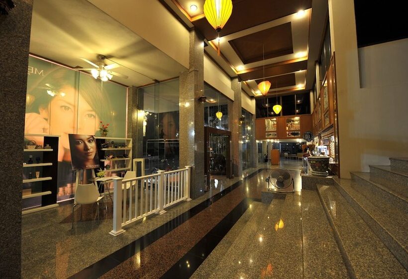 Hotel Phayao Northern Lake