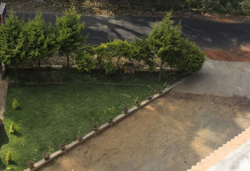 Marayoor Holiday Annex Paradise Valleyin   Hostel