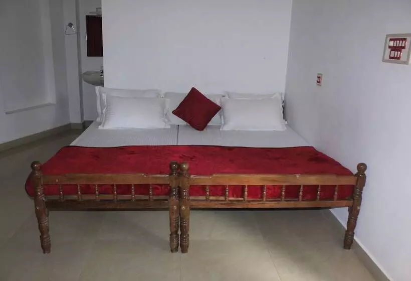 Marayoor Holiday Annex Paradise Valleyin Hostel