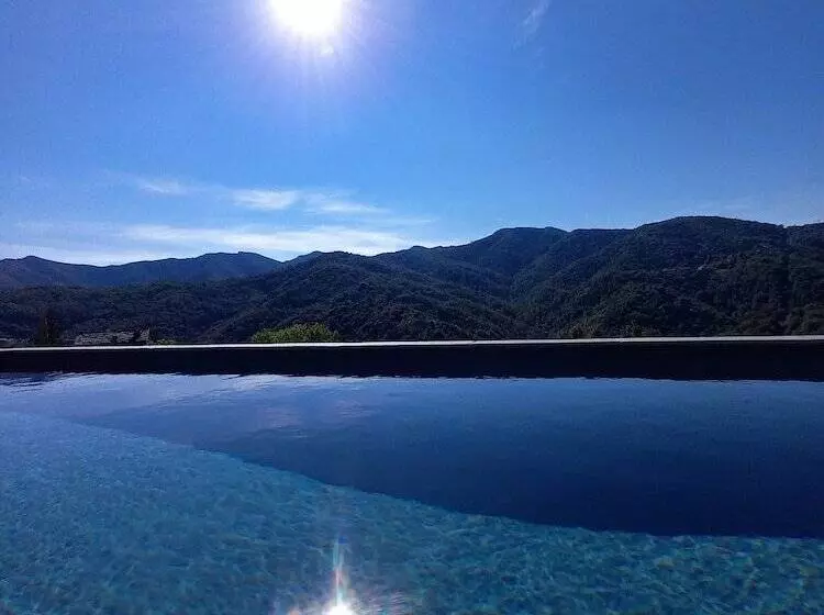 ペンション Castellu D Orezza