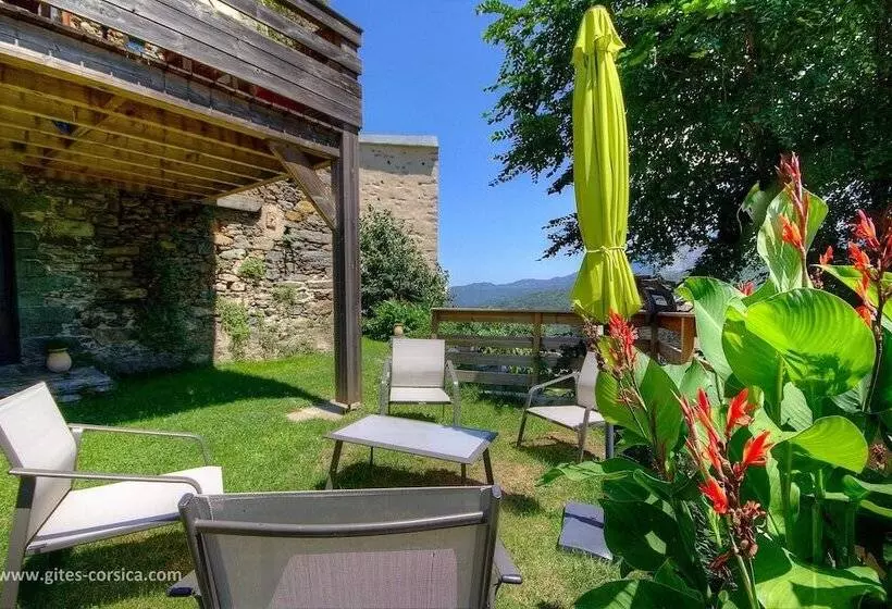 ペンション Castellu D Orezza