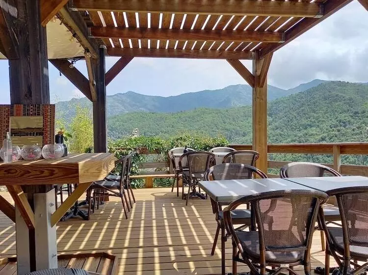 ペンション Castellu D Orezza