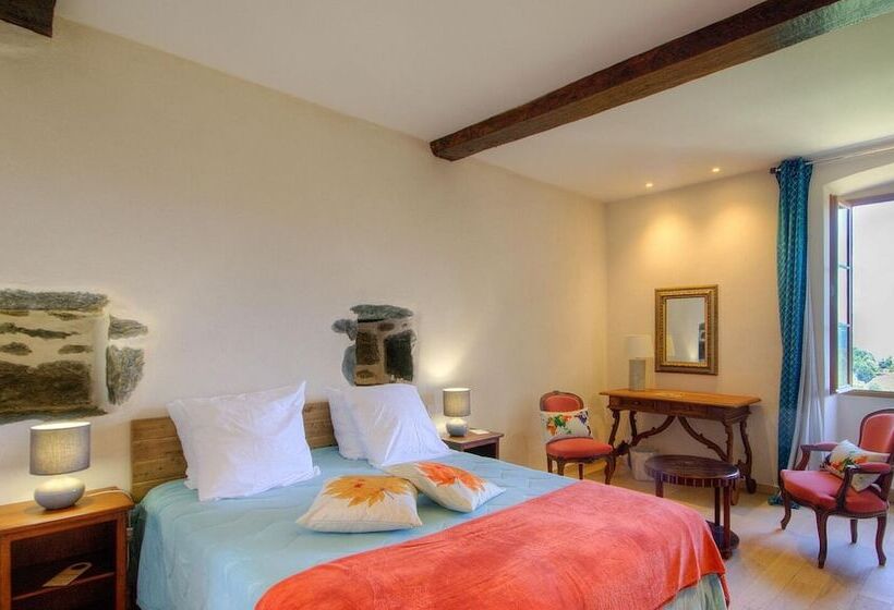 بنسيون Castellu D Orezza