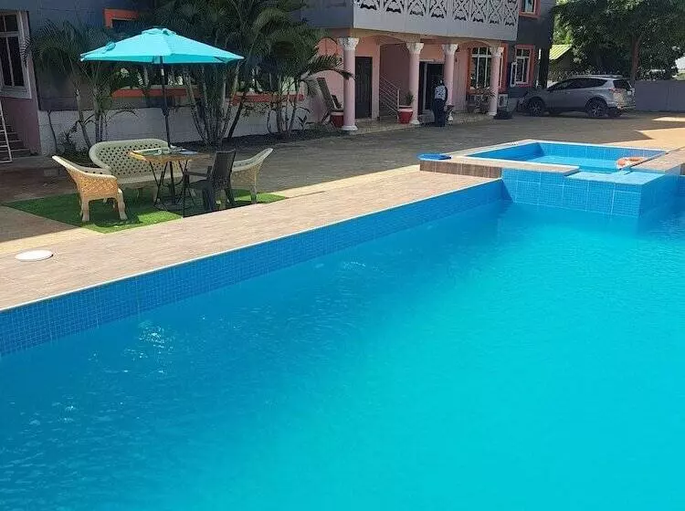 ペンション Dreamers Lodge