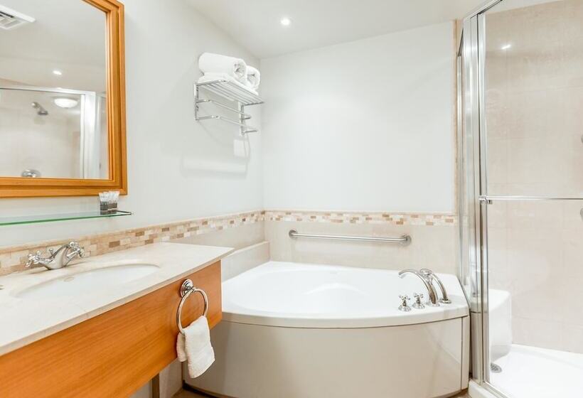 هتل 825 Sea & Sun Suite