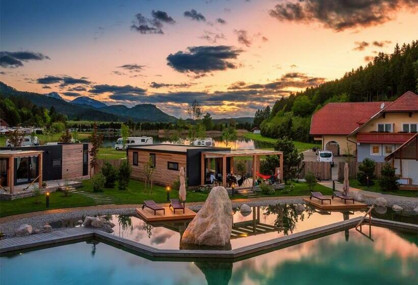 אתר נופש Lakeside Petzen Glamping