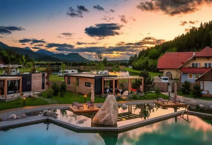 Lomakeskus Lakeside Petzen Glamping