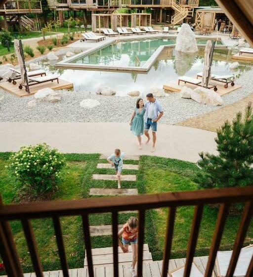 אתר נופש Lakeside Petzen Glamping