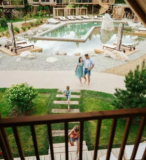 Lomakeskus Lakeside Petzen Glamping