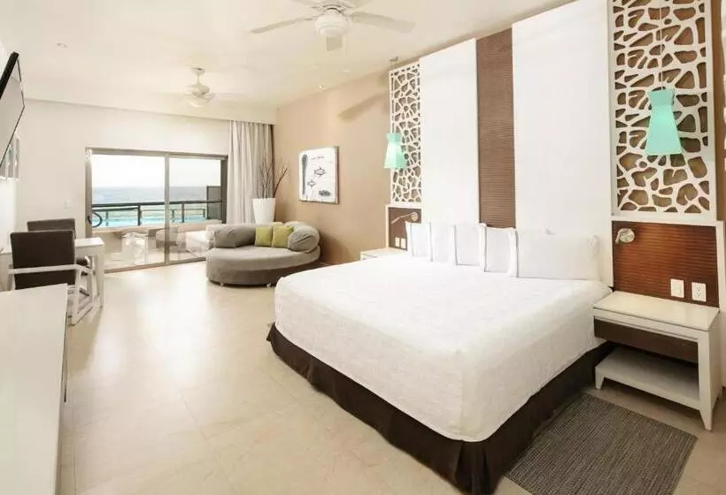 בית מלון כפרי El Dorado Seaside Suites Catamarán, Cenote & More Inclusive