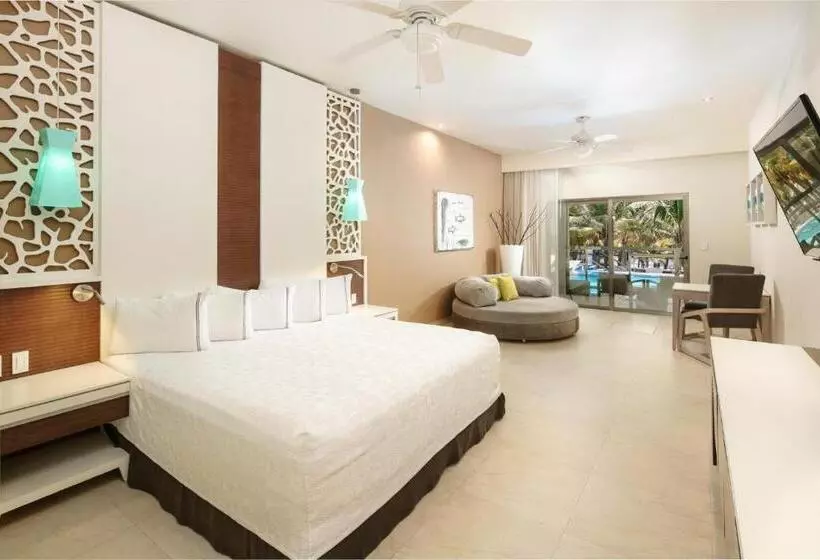 בית מלון כפרי El Dorado Seaside Suites Catamarán, Cenote & More Inclusive