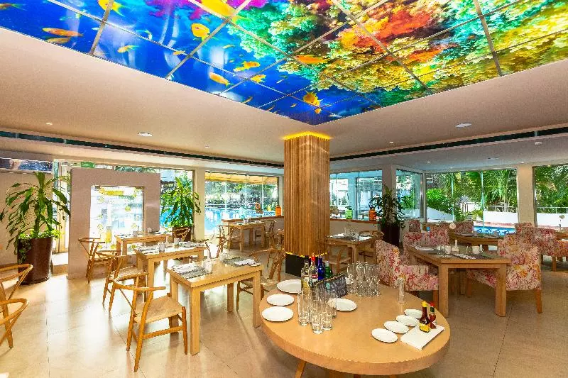 בית מלון כפרי El Dorado Seaside Suites Catamarán, Cenote & More Inclusive