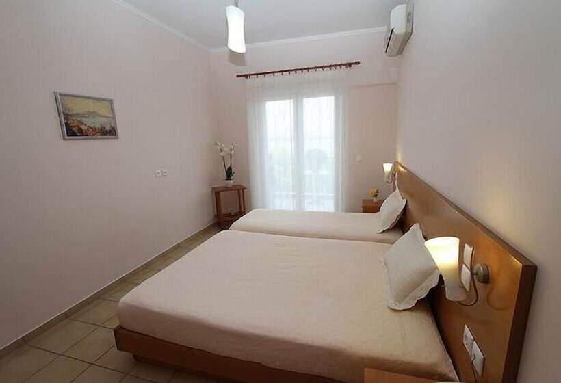 בית מלון כפרי Limanaki