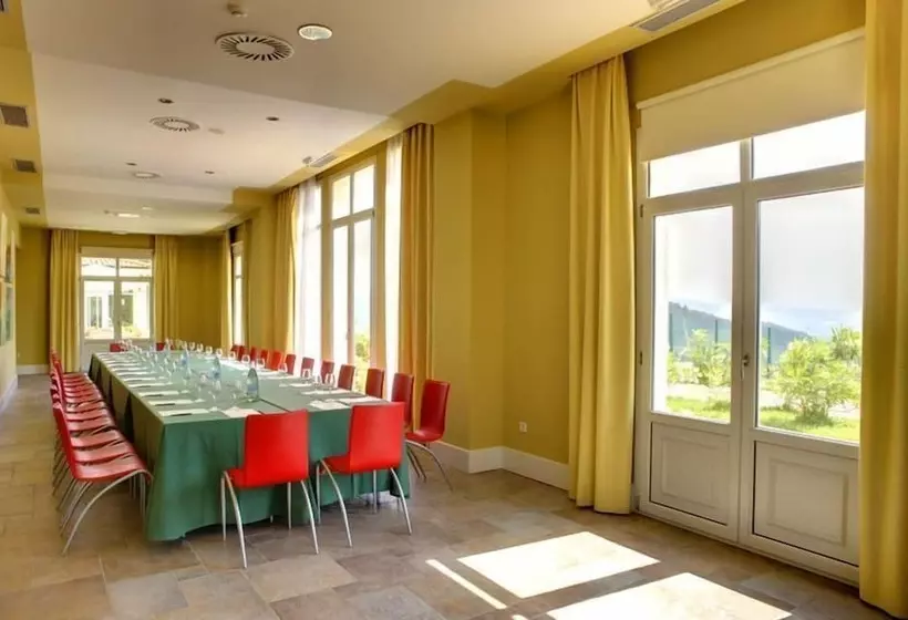 فندق Palacio Urgoiti