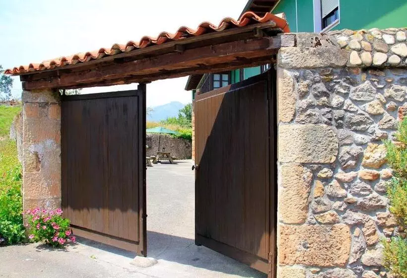 Rural Hotel Rural Cuadroveña